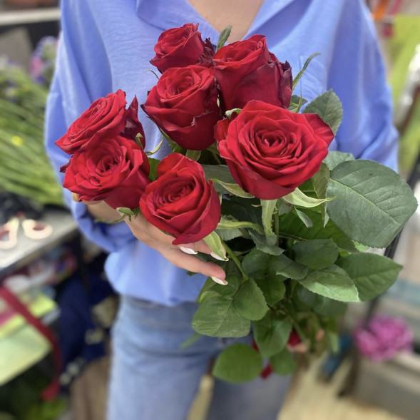 Букет 7 красных роз в Джанкое