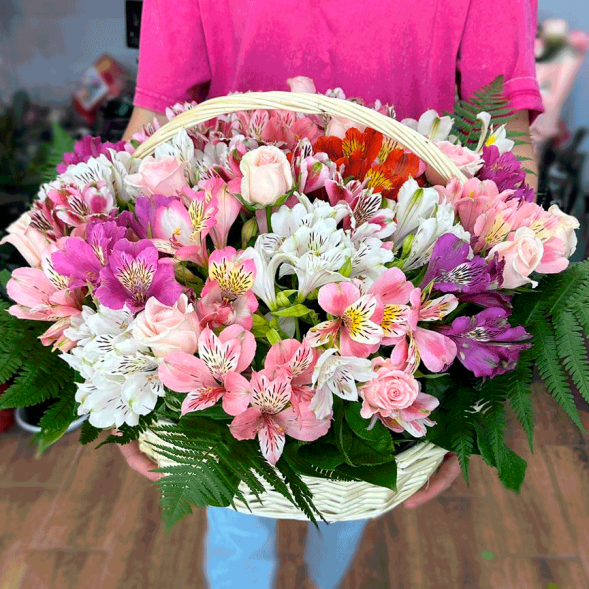 Композиция в корзине &quot;Весенний бриз&quot; в Джанкое
