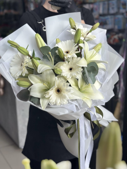 Букет с лилией и герберами в Джанкое