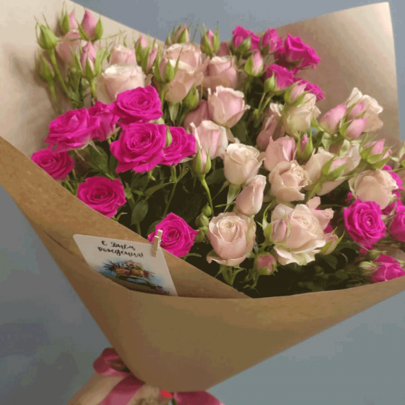 Букет 7 нежных кустовых роз микс в Джанкое