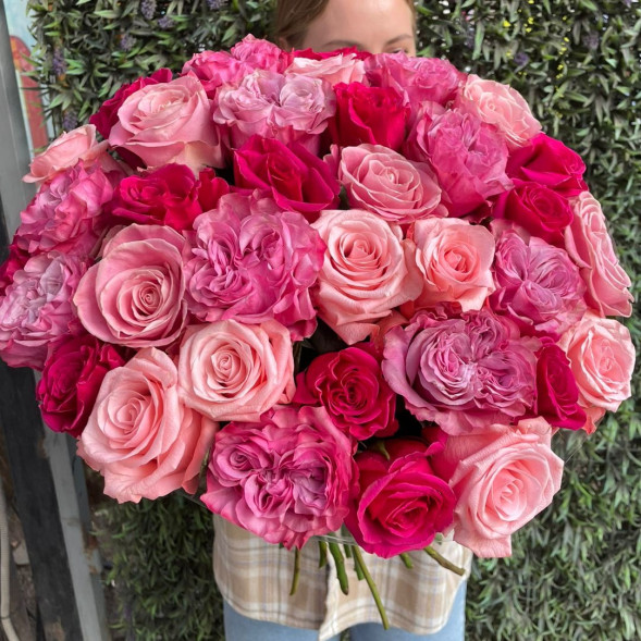 Букет 35 розовых роз в Джанкое