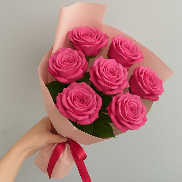Стильный букет 7 розовых роз в Джанкое
