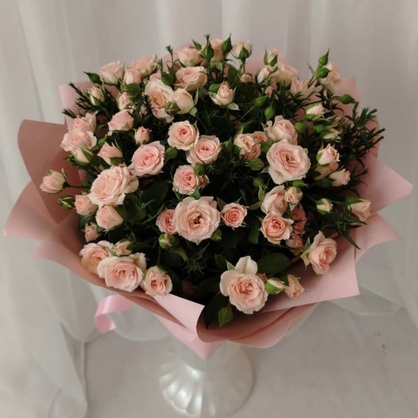 Букет из кустовых роз «Крем-брюле»  в Джанкое